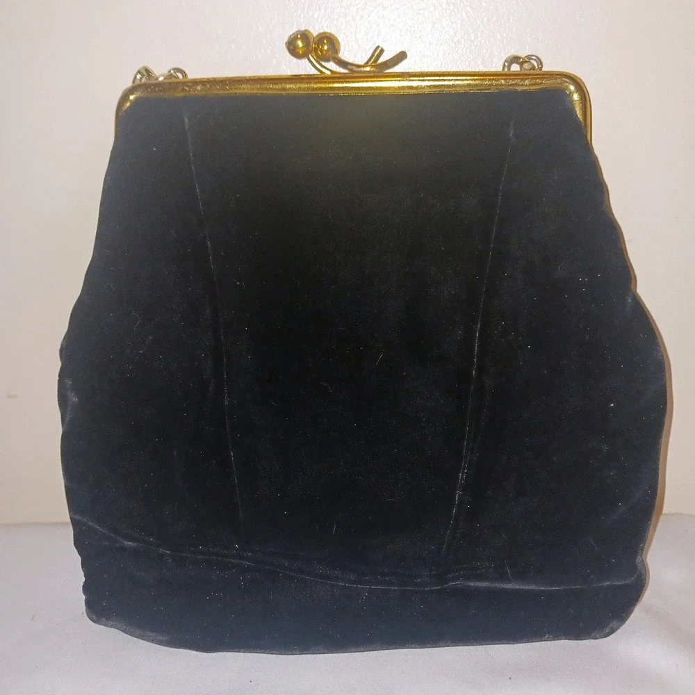 Vintage Old Hollywood Black Velvet Evening Bag Purse Rhinestone Kiss Lock